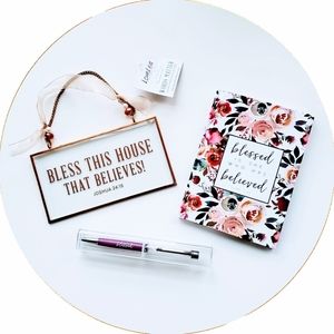 Gift Set: Glass Plaque, Notebook & Pen